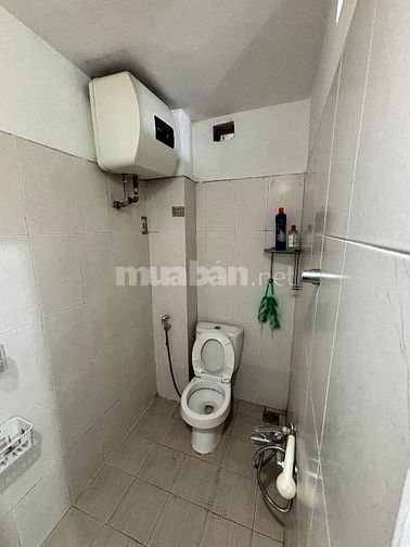 Chính chủ cho thuê nha ngõ 19 Lac Trung