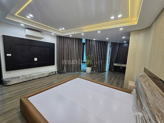 BÁN NHÀ NGÕ 67 ĐƯỜNG NGUYỄN VĂN CỪ, P. BỒ ĐỀ, QUẬN LONG BIÊN.