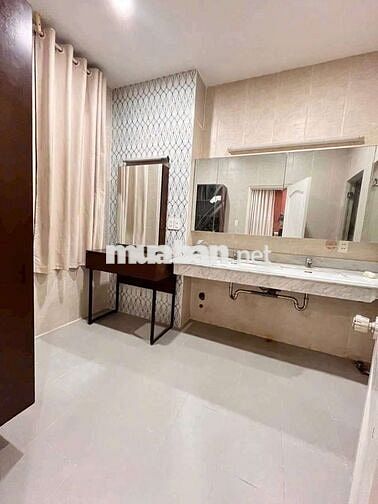Biệt thự góc- 12×20- full nội thất- khu tên lửa