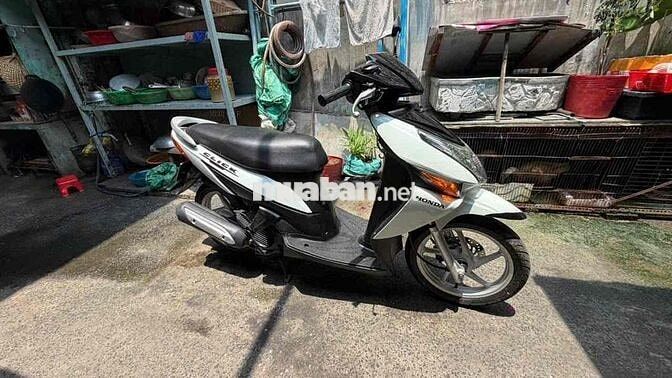 Honda Click 2009 màu Trắng