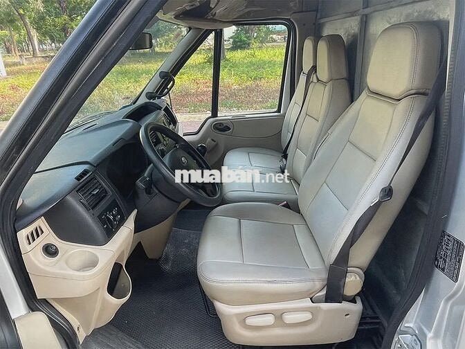Ford Transit 2019 Van 3 Chỗ Bạc