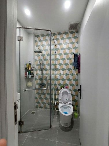 Bán nhà đẹp ngay trung tâm quận 10 - TPHCM