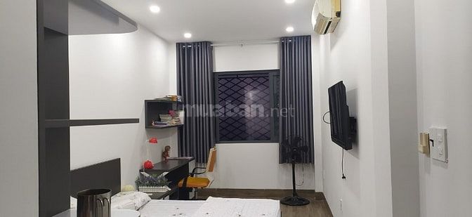 Bán nhà đẹp ngay trung tâm quận 10 - TPHCM