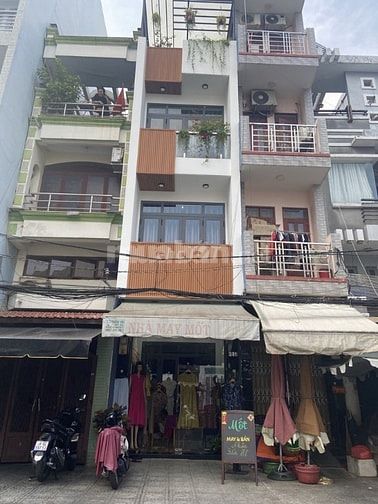 Bán nhà đẹp ngay trung tâm quận 10 - TPHCM