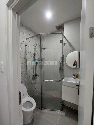 Bán nhà đẹp ngay trung tâm quận 10 - TPHCM