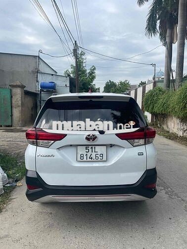 Toyota Rush 2019 Trắng 7 chỗ