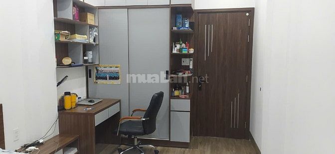 Bán nhà đẹp ngay trung tâm quận 10 - TPHCM