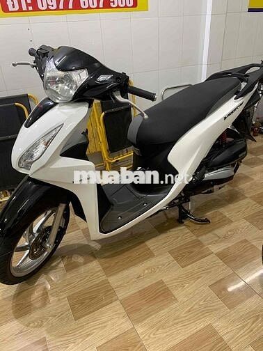 Honda Vision Trắng đen
