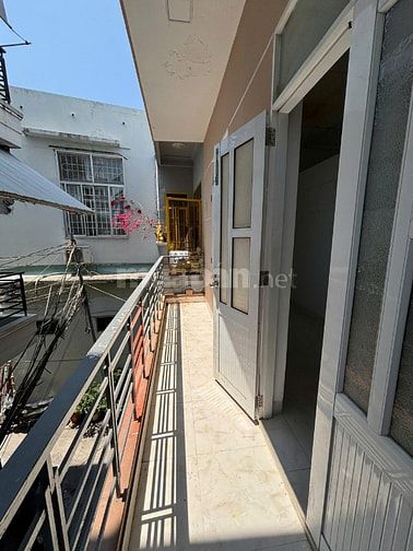 Thông tin chi tiết:Mình cần cho thuê nhà MỚI nguyên căn hẻm 65 ĐồngNai