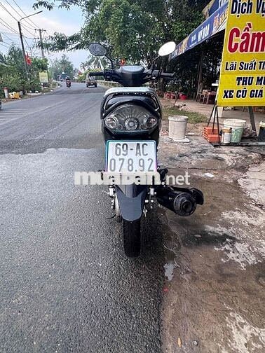 Yamaha Sirius màu Đen