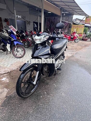 Yamaha Sirius màu Đen