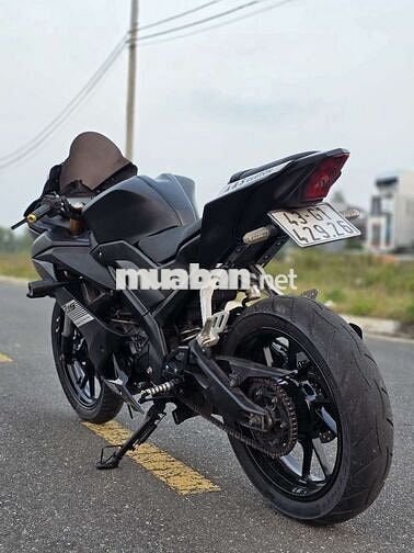 Yamaha R15 2019 màu Đen