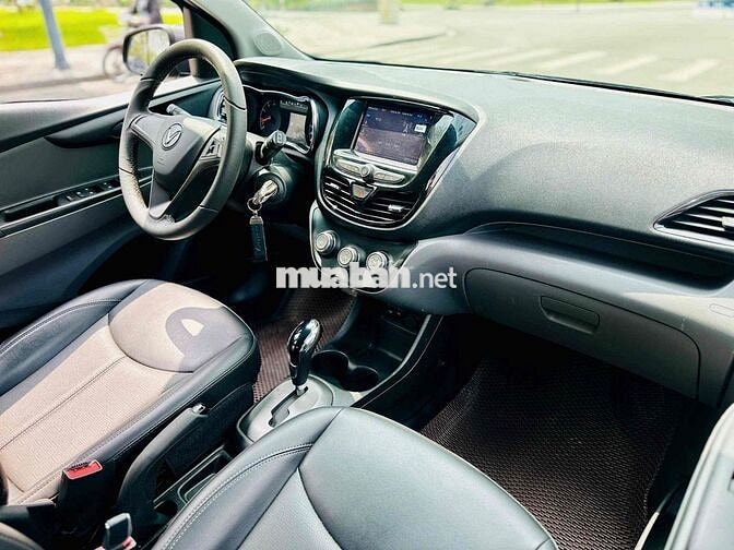 VinFast Fadil Plus 2021 Xám 38000 km
