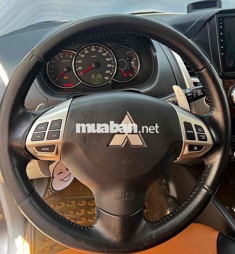 Mitsubishi Pajero Sport 2012 1 cầu