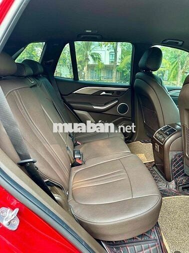VinFast Lux SA Base 2021 Đỏ 45000 km