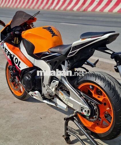 Honda CBR1000RR Repsol 2015 Cam