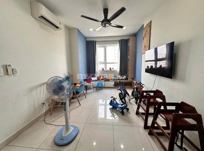 77m2, Căn góc, 2PN, 2WC, C/c Hoa Sen, Lạc Long Quân giá 10tr5/th.