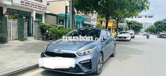 Kia Cerato Xám