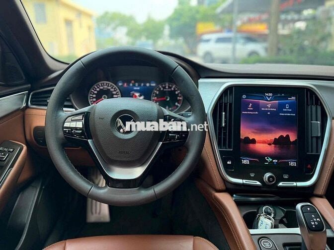 VinFast Lux A2.0 Pre 2022 Đen 40000 km