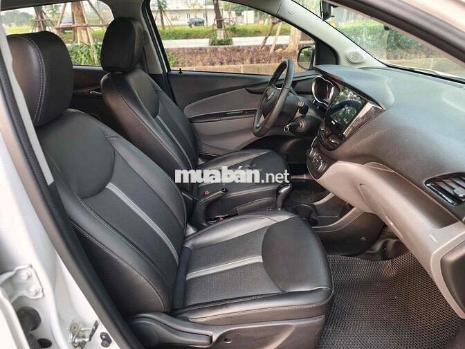VinFast Fadil 2021 1.4 AT Premium - 38000 km