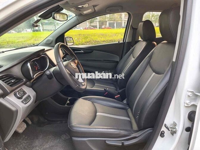 VinFast Fadil 2021 1.4 AT Premium - 38000 km