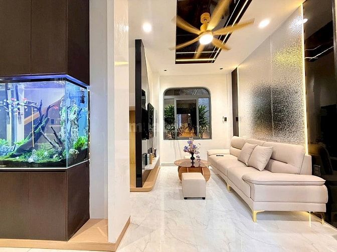 🔥🔥 Nhà 4 Tầng Mới Gần HXH Thích Quảng Đức, Phú Nhuận