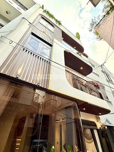 🔥🔥 Nhà 4 Tầng Mới Gần HXH Thích Quảng Đức, Phú Nhuận