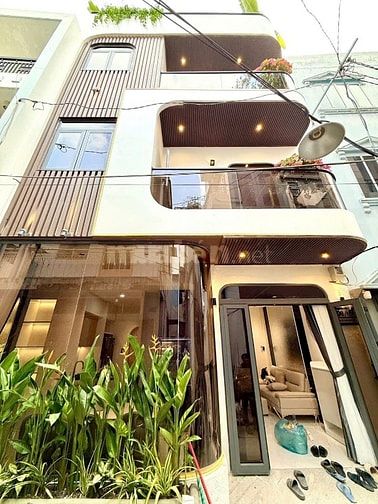 🔥🔥 Nhà 4 Tầng Mới Gần HXH Thích Quảng Đức, Phú Nhuận