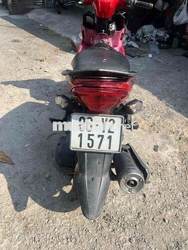 Nouvo 4 đỏ đen đời 2010