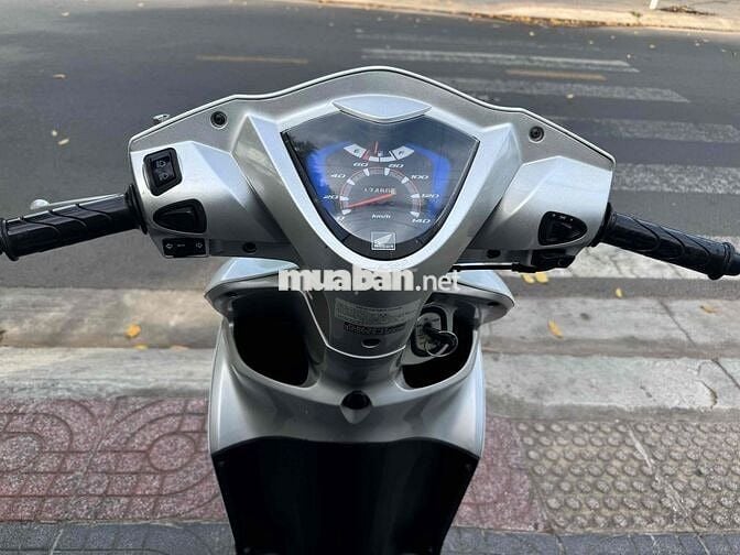 vision một chủ từ mới. chính chủ. sơn zin 100%