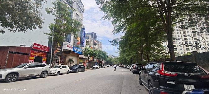 BÁN 68M ĐẤT ĐẸP THANH TRÌ ĐƯỜNG TO 12M, VỈA HÈ RỘNG 8M , PHÂN LÔ Ô TÔ,