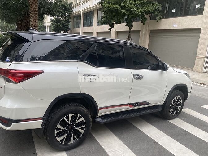 Toyota Fortuner 2019 TRD Trắng 91.000 km