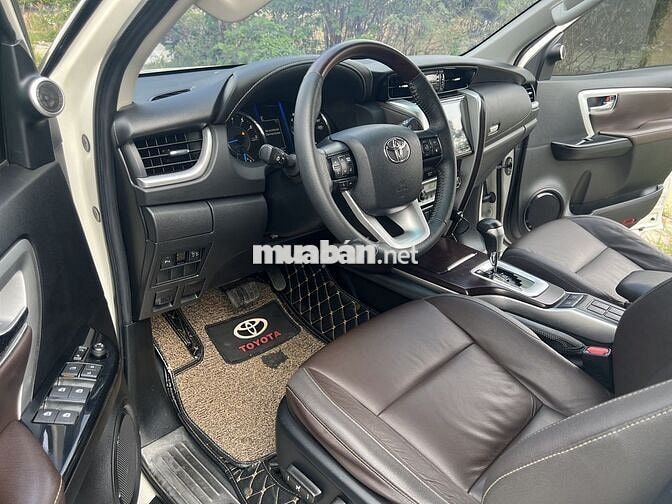Toyota Fortuner 2019 TRD Trắng 91.000 km