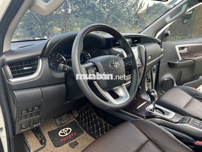 Toyota Fortuner 2019 TRD Trắng 91.000 km