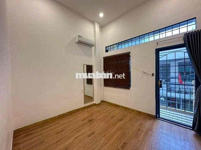Nguyên căn 4.3*25m - hxt Lê Văn Sỹ, p13, Quận 3 | 1tr1l 3pn