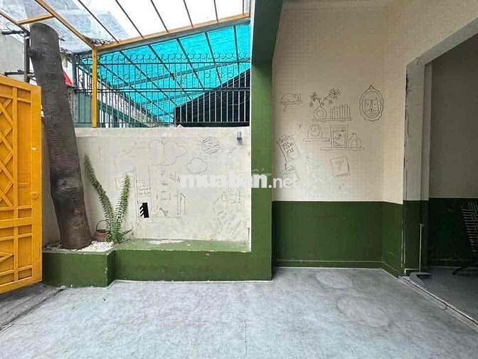 Nguyên căn 4.3*25m - hxt Lê Văn Sỹ, p13, Quận 3 | 1tr1l 3pn