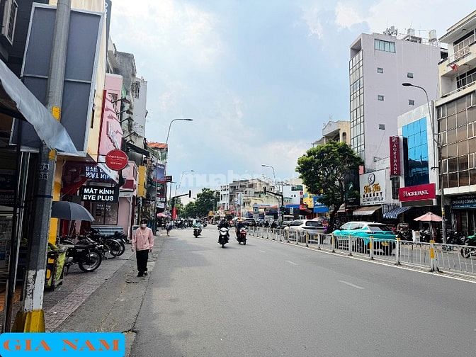 BÁN NHÀ GÓC 3 MẶT TIỀN : 352 LÊ VĂN SỸ - P. 14 - Q. 3 - TPHCM
