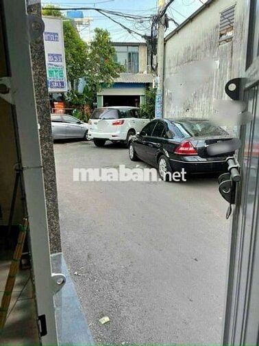 cho thuê nhà 2 tầng đẹp full nội thất đường số 8 Linh Trung
