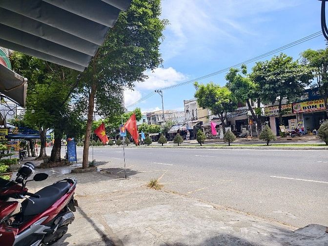 BÁN RẺ 5.7 TỶ NHÀ 101M² MẶT TIỀN NGUYỄN LƯƠNG BẰNG 33M KẸP KIỆT, 