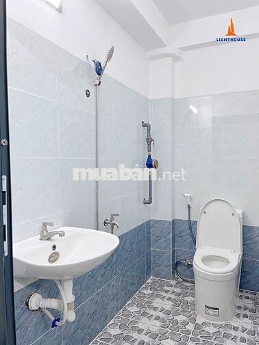 STUDIO FULL NỘI THẤT, THANG MÁY - FULL NỘI THẤT - NGAY QUANG TRUNG 