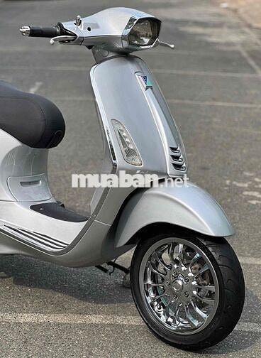 Vespa Sprint 3V bstp 9c keng nợ xấu trả 50% ạ