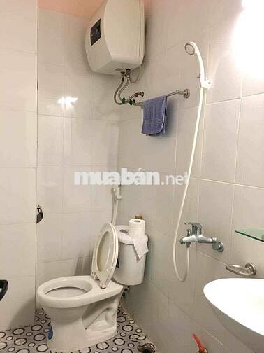 Phòng trọ phố Khâm Thiên, quận Đống Đa, Hà Nội