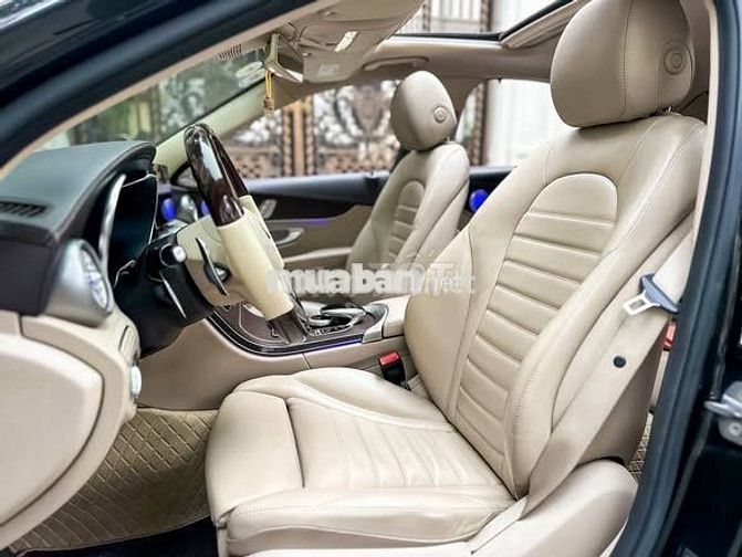 Mercedes C200 Exclusive 2018, 299tr nhận xe luôn
