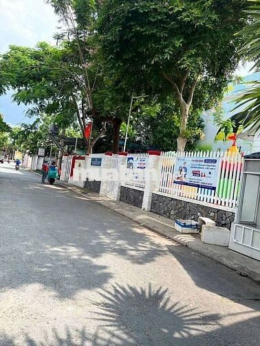 Đất phú lợi sec huỳnh văn lũy vào 50m.ngay trường mầm non Edison