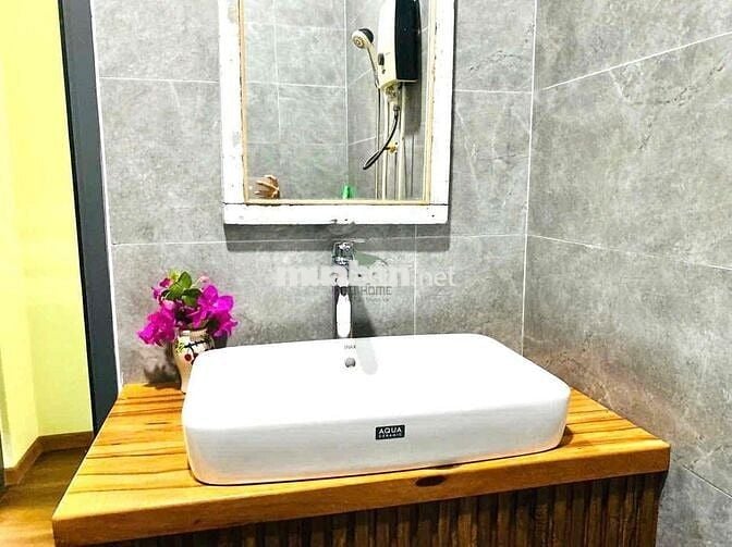 CHO THUÊ NHÀ CẤP 4 CÓ SÂN VƯỜN 3 PHÒNG NGỦ NAM NHA TRANG NHA TRANG GIÁ