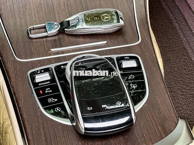 Mercedes C200 Exclusive 2018, 299tr nhận xe luôn