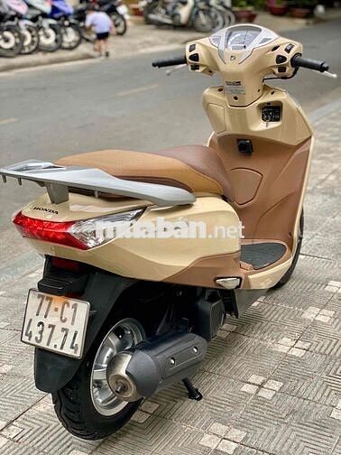 Honda Lead Fi màu Vàng cát