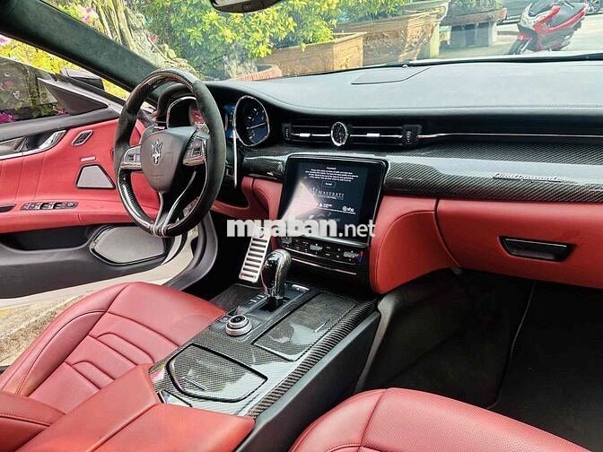 Maserati SQ4 2016 Trắng/đỏ