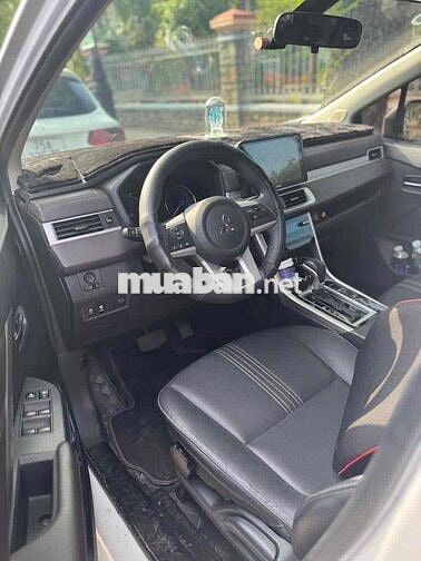 Mitsubishi Xpander Premium 2023 6890 km