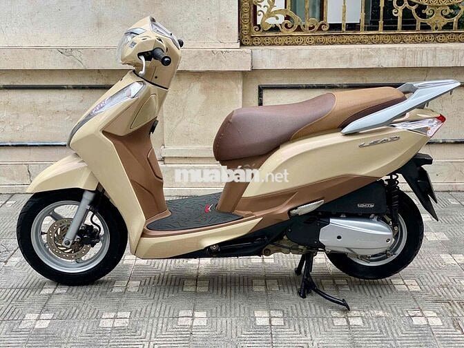 Honda Lead Fi màu Vàng cát